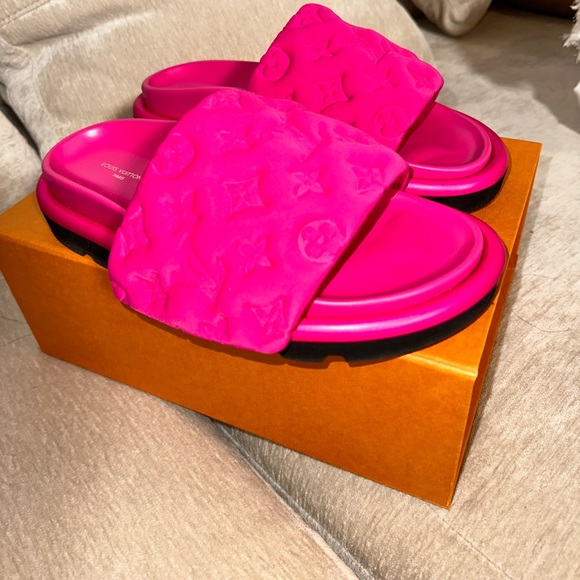LOUIS VUITTON - Pool Pillow Flat Comfort Mule - Picture 3 of 5